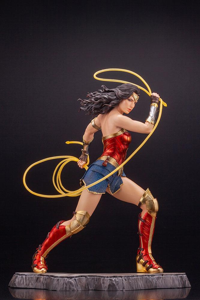 FIGUR Wonder Woman 1984 Movie ARTFX Statue 1/6 Wonder Woman 25 cm