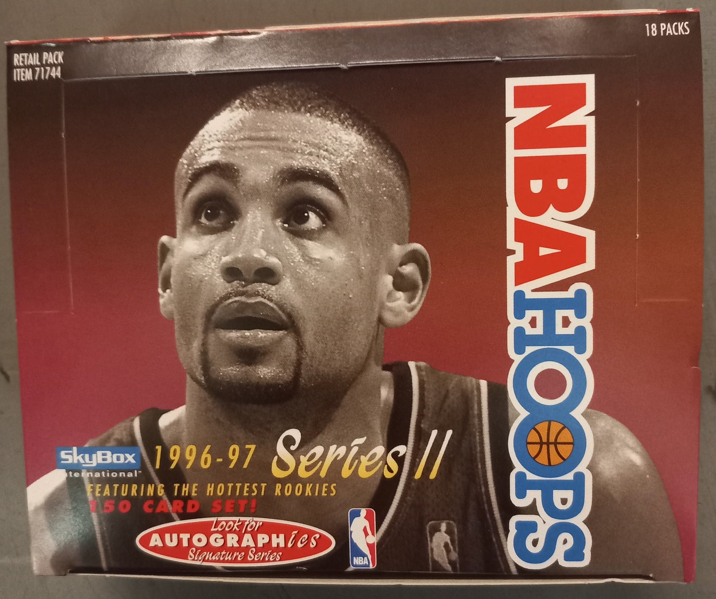 NBA 1996-97 SKYBOX Hoops SERiES 2 PACK(Kobe/Iverson RC ?)