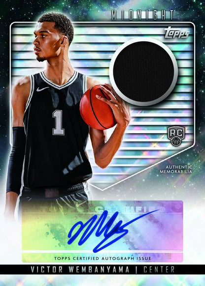 NBA 2023/24 Topps Midnight Basketball - Hobby Box (3 Autogramme)